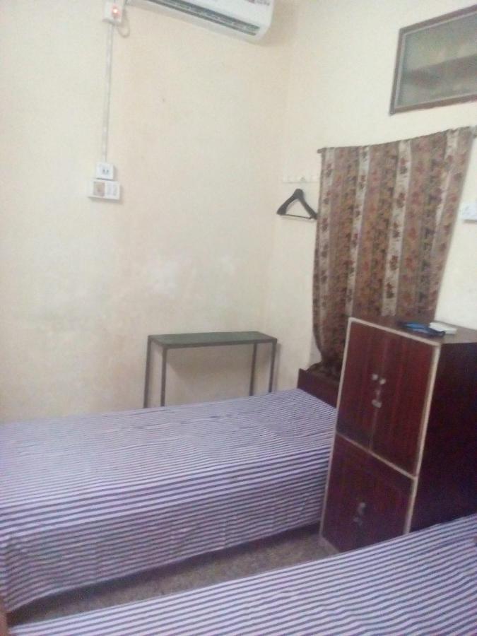Apro Apartment Kolkata Luaran gambar